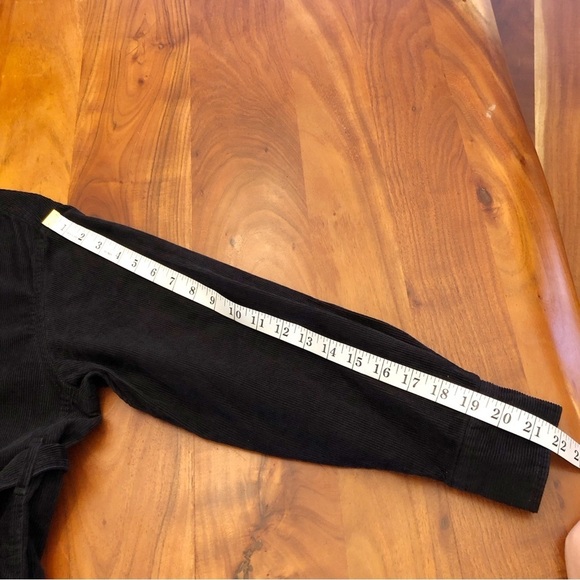 NWT Uniqlo Oversized Black Minimalist Casual Loose Fit Belted Long Sleeves. XS - Picture 11 of 16